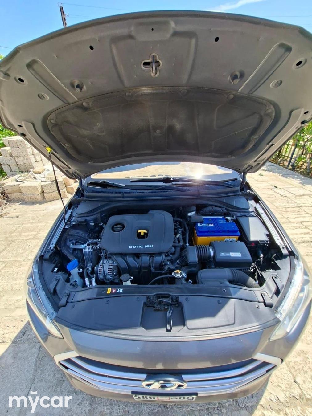 Hyundai Elantra 2018