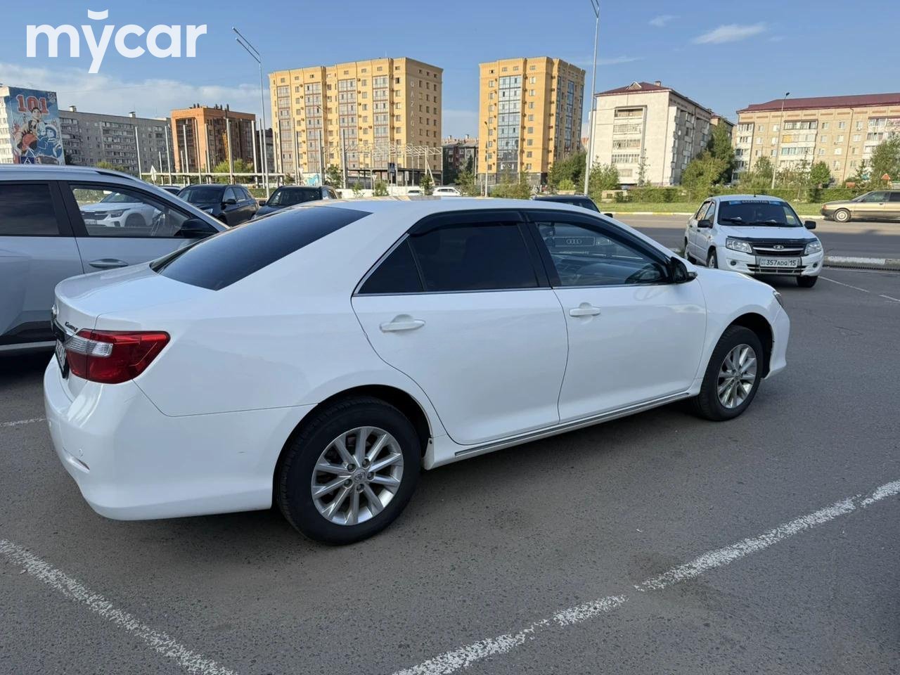 Toyota Camry 2014