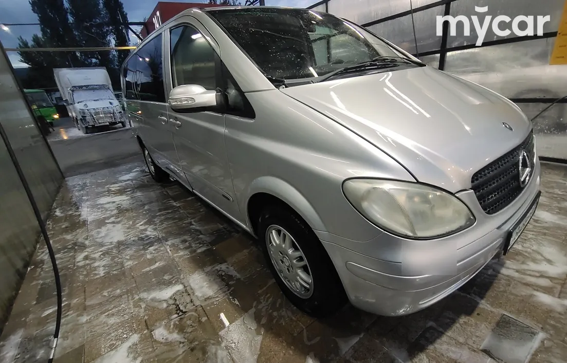 Mercedes-Benz Viano 2005