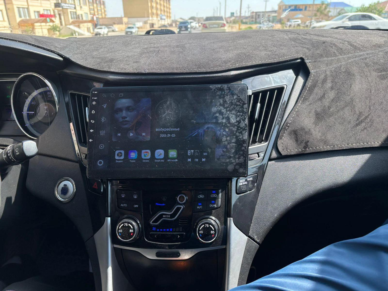 Hyundai Sonata 2012