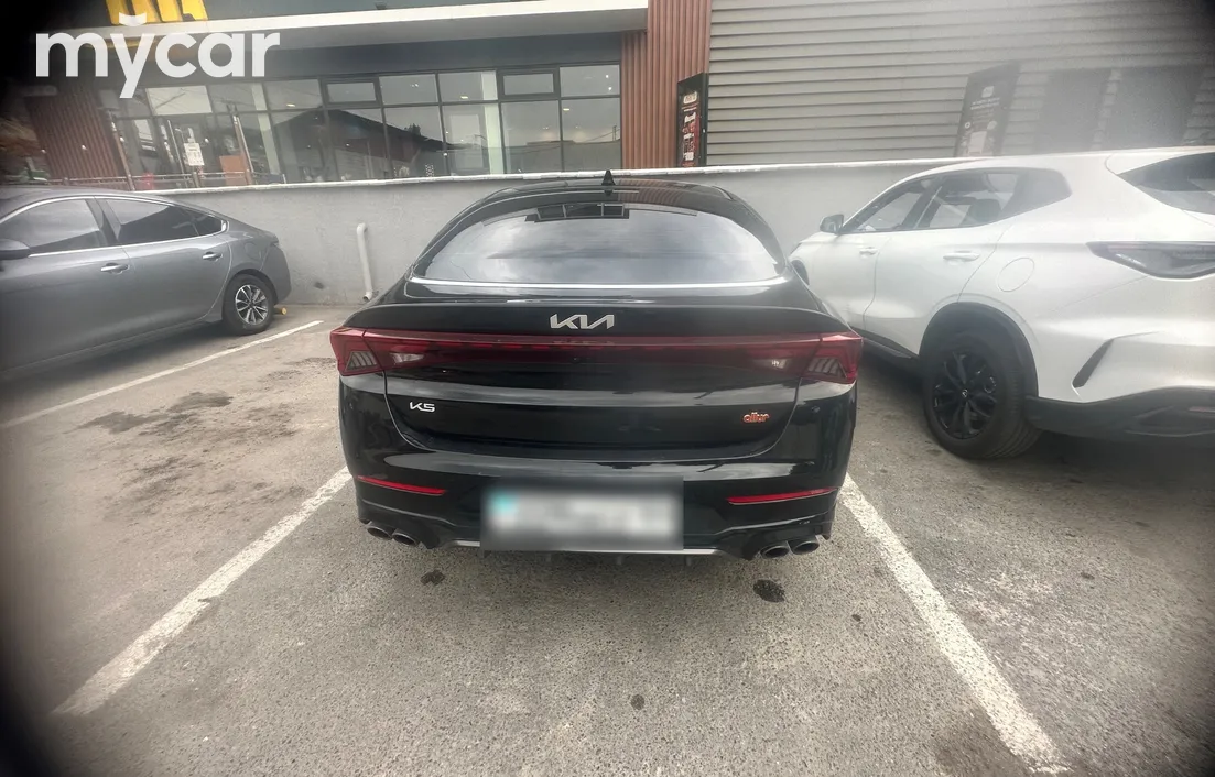 Kia K5 2025