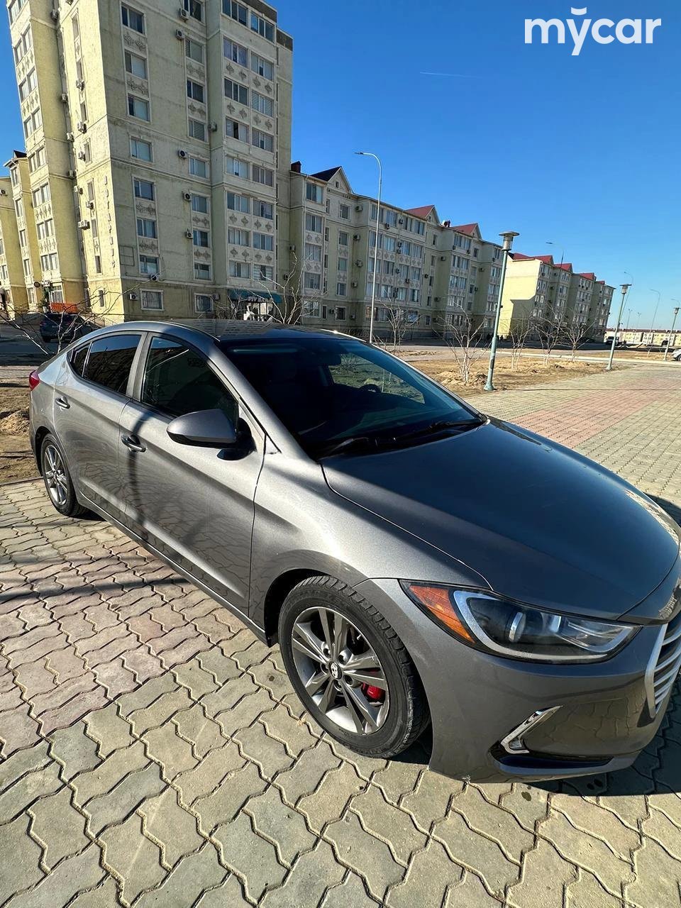 Hyundai Elantra 2017