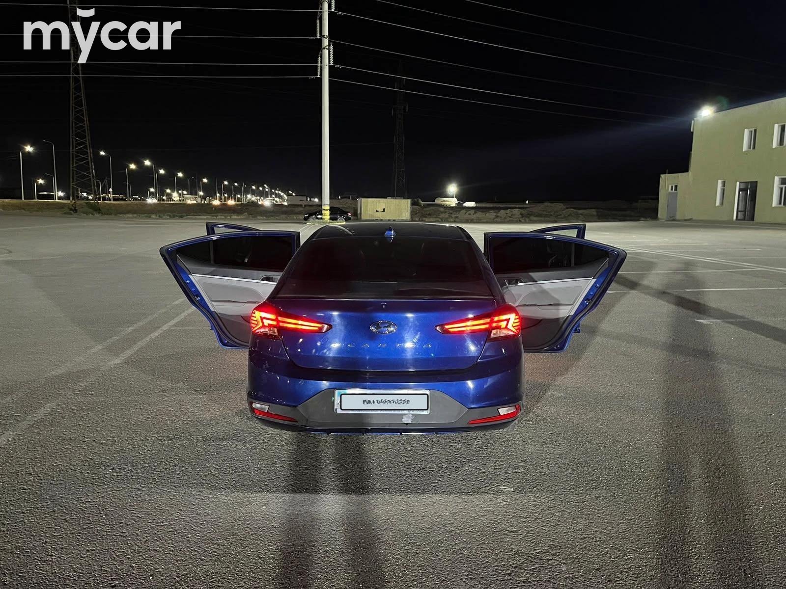 Hyundai Elantra 2019