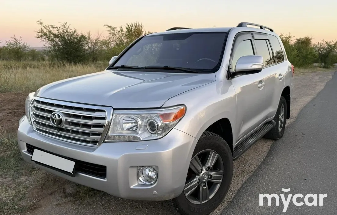 Toyota Land Cruiser 2012