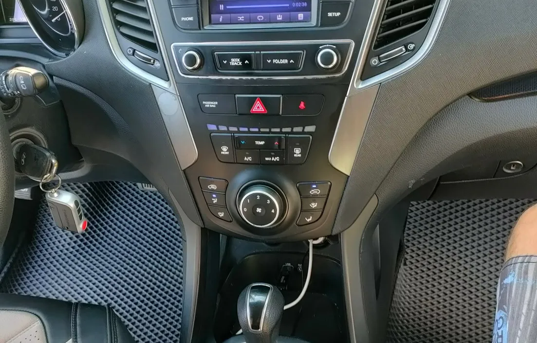 Hyundai Santa Fe 2017
