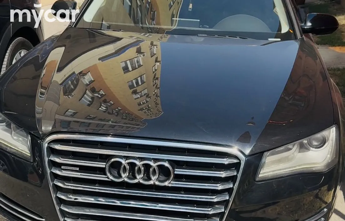 Audi A8 2011