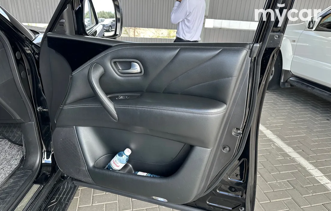 Infiniti QX80 2014