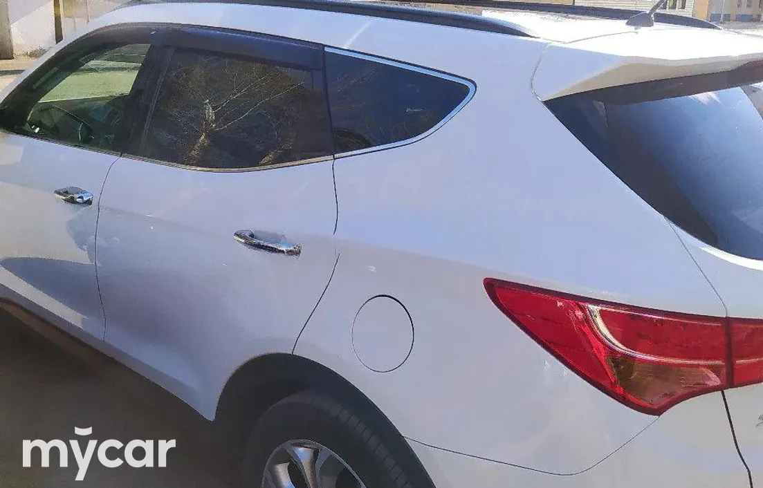 Hyundai Santa Fe 2013