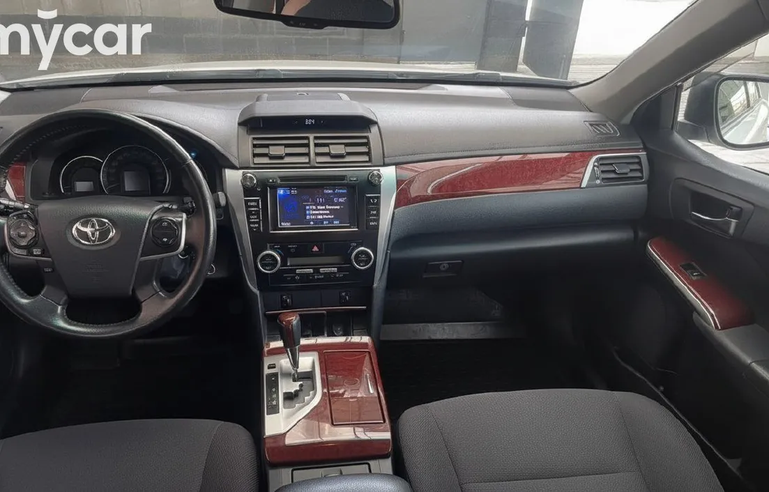 Toyota Camry 2013