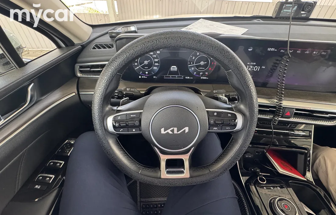 Kia K5 2025