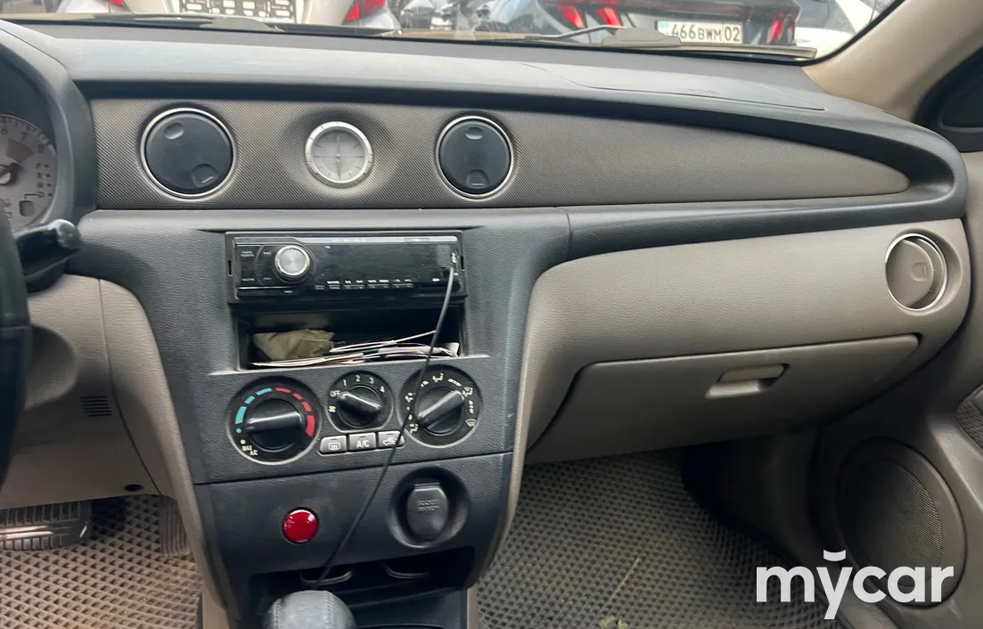 Mitsubishi Outlander 2003