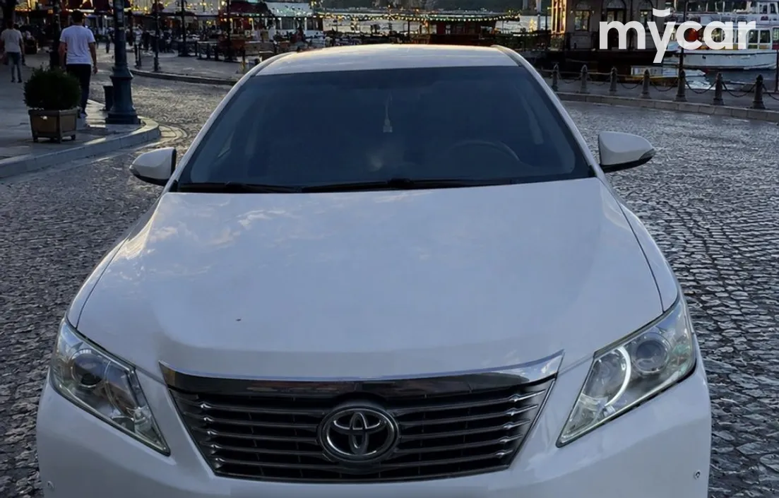 Toyota Camry 2013