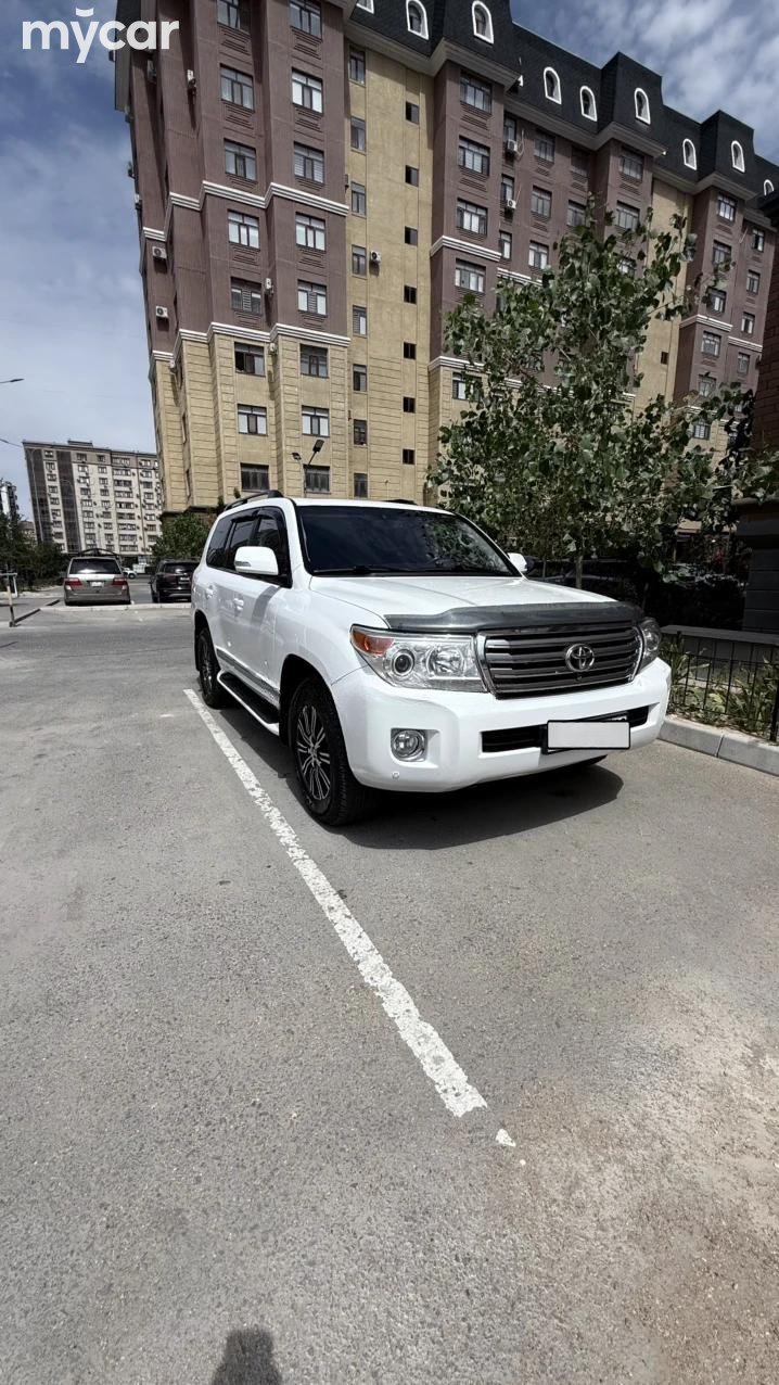 Toyota Land Cruiser 2012