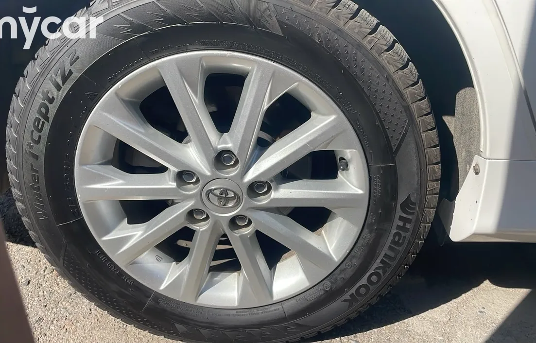 Toyota Camry 2013