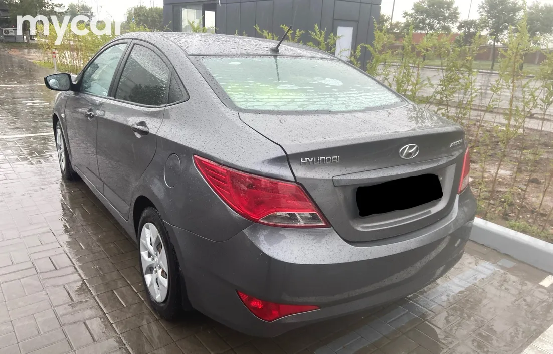 Hyundai Accent 2014