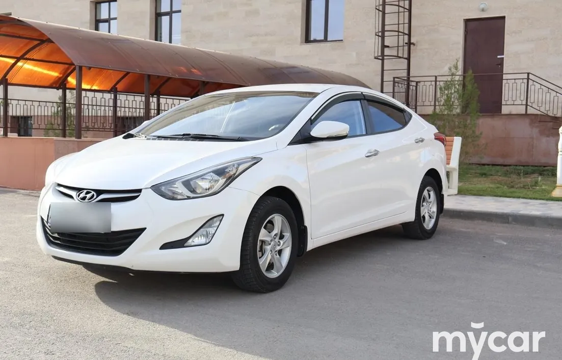 Hyundai Elantra 2015