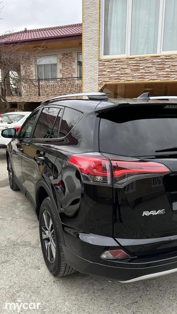 Toyota RAV4 2018