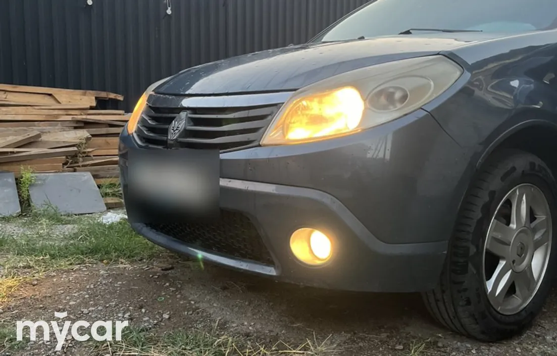 Renault Sandero 2012