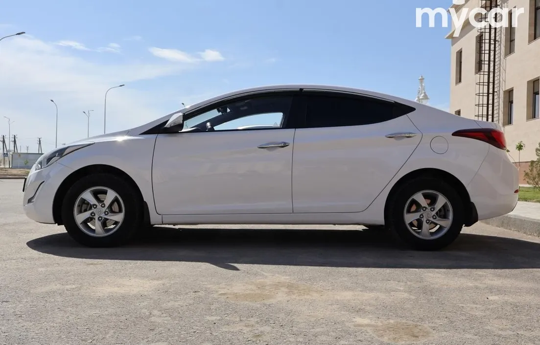 Hyundai Elantra 2015