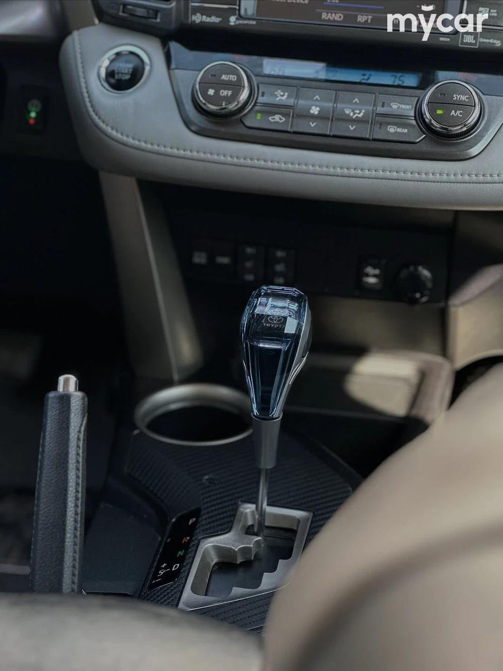 Toyota RAV4 2014