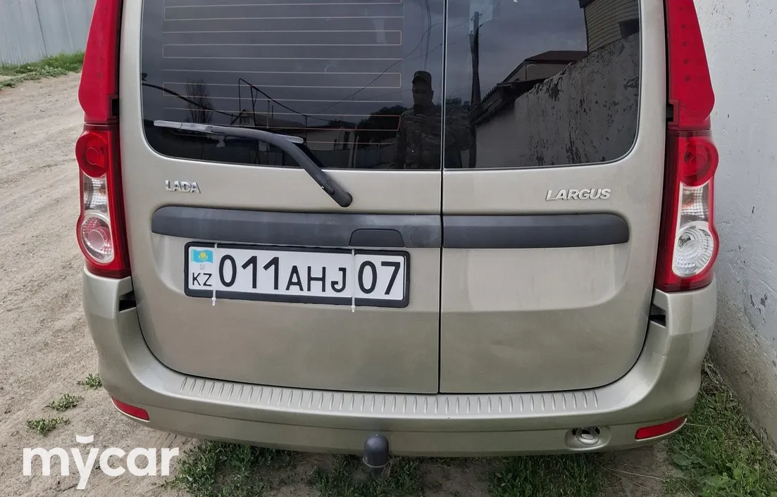 LADA Largus 2014