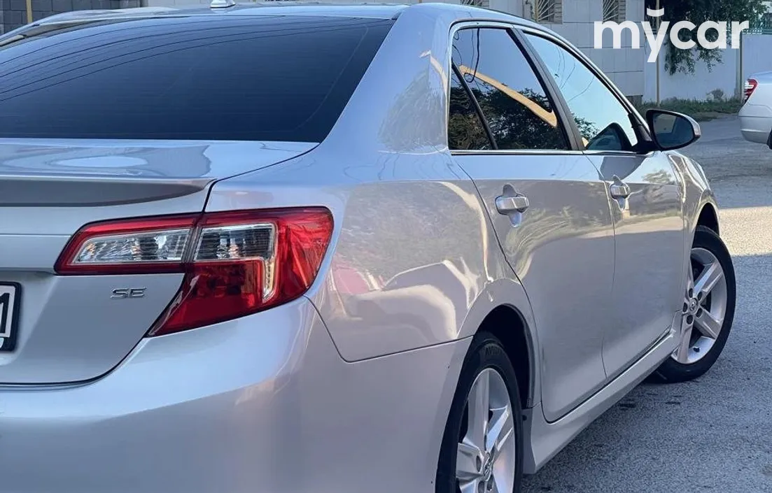 Toyota Camry 2014