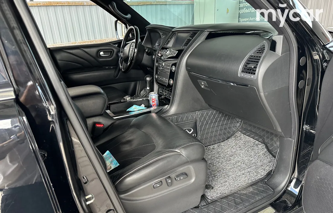 Infiniti QX80 2014