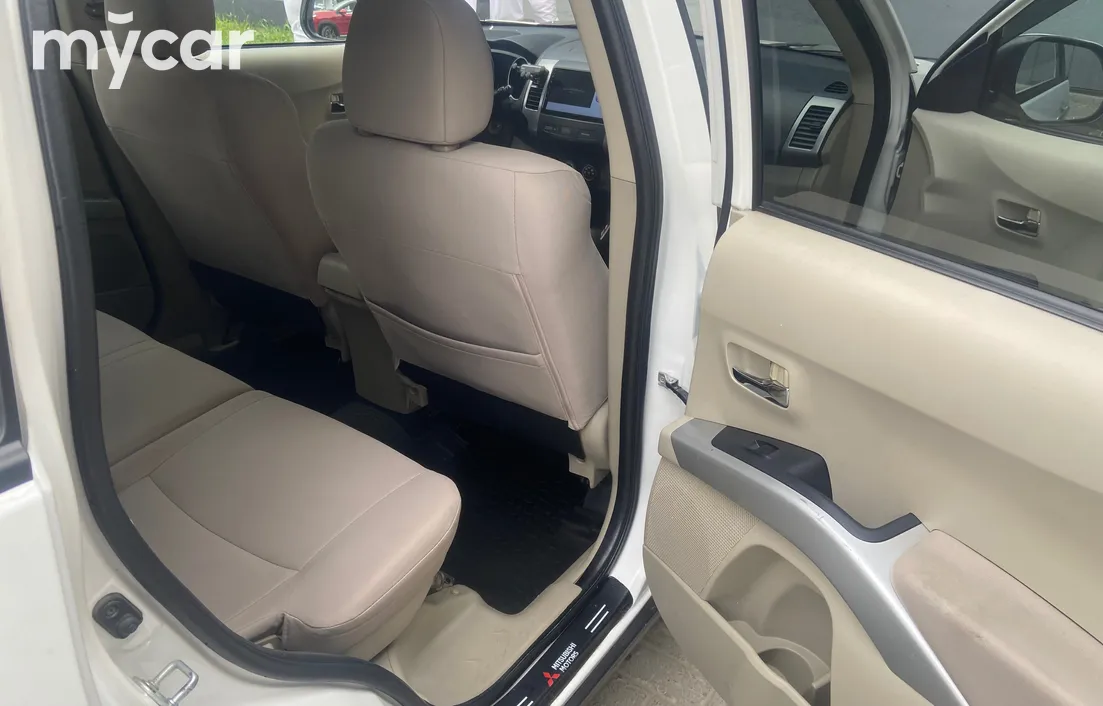 Mitsubishi Outlander 2008