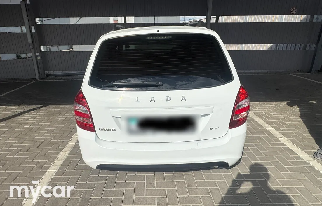 LADA Granta 2019
