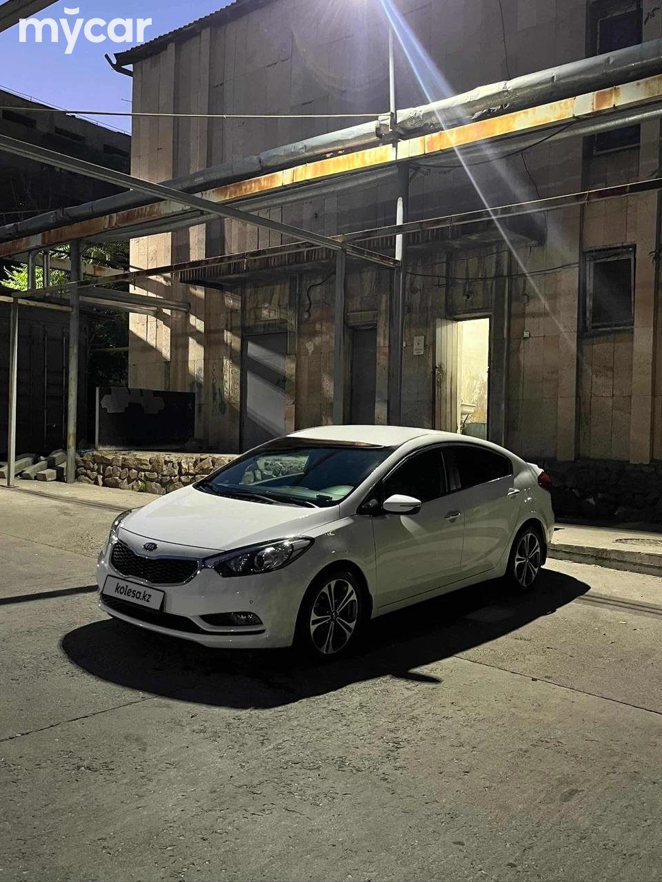 Kia Cerato 2015