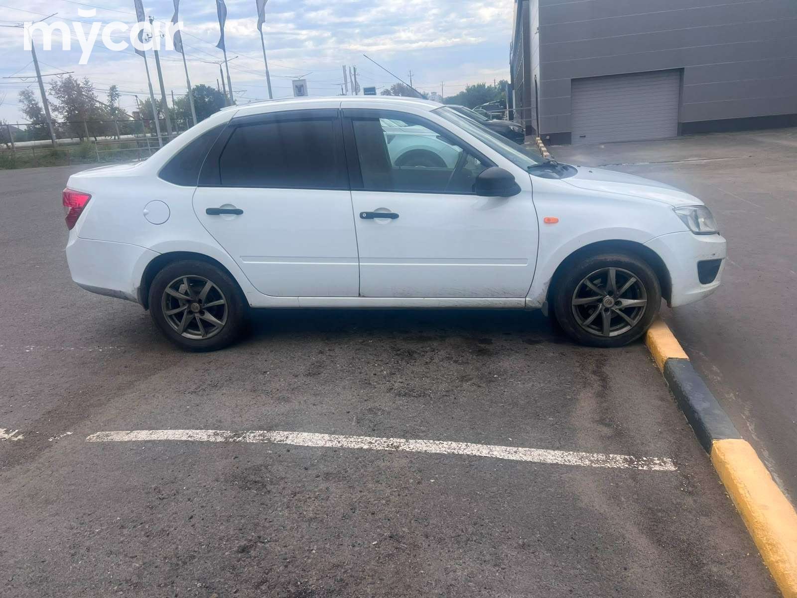 LADA Granta 2015