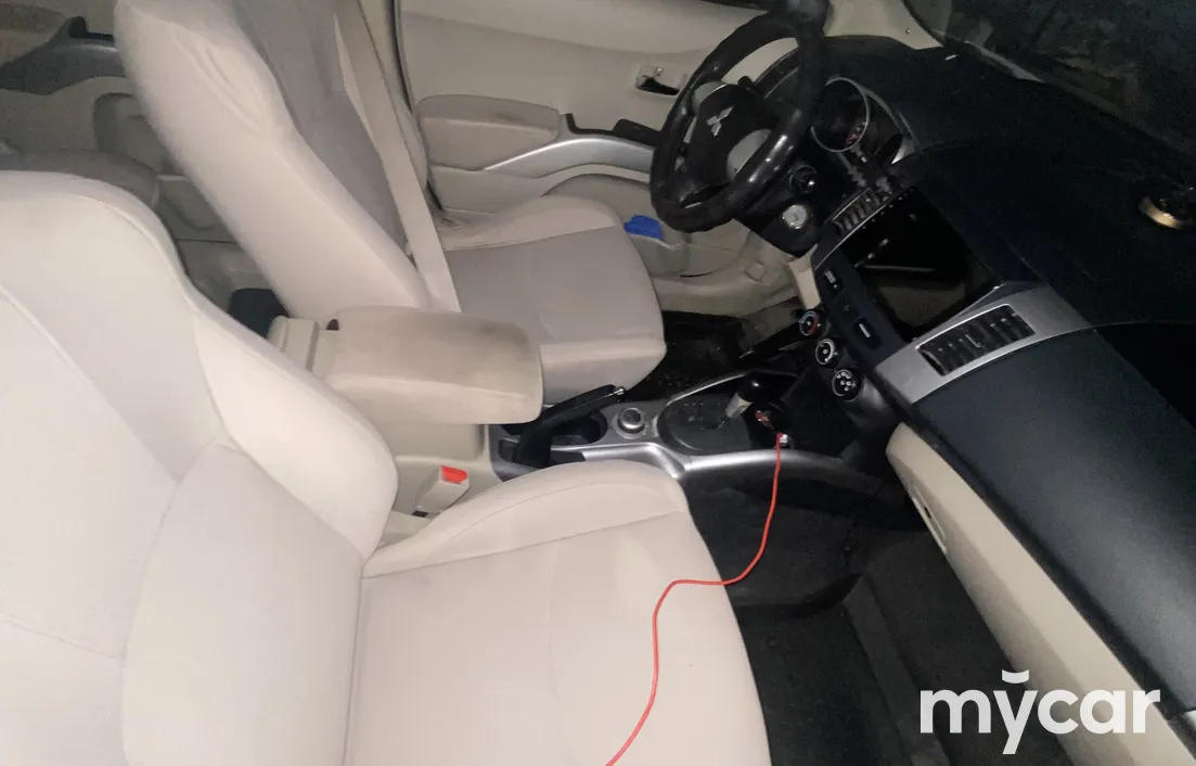 Mitsubishi Outlander 2008