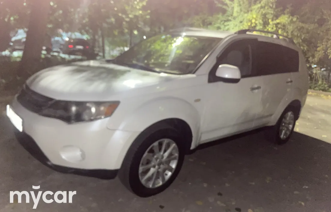 Mitsubishi Outlander 2008