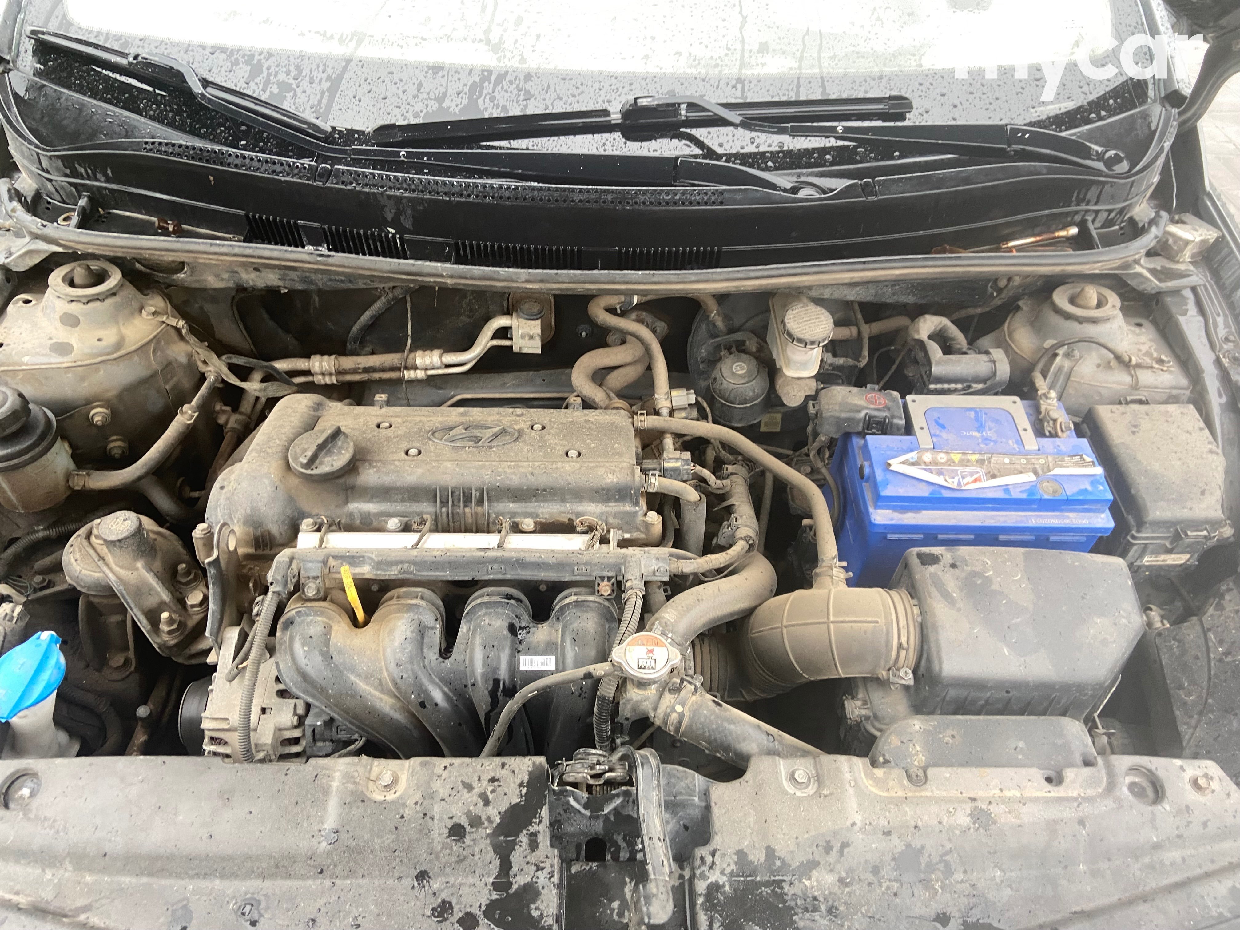 Hyundai Accent 2014