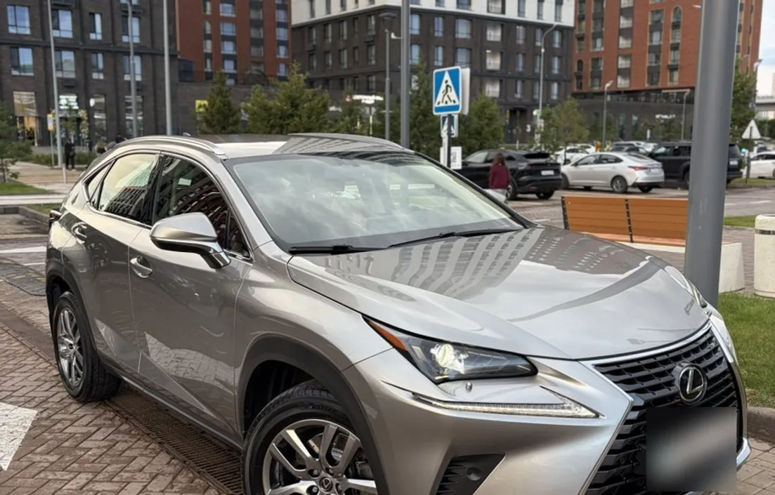 Lexus NX 2021