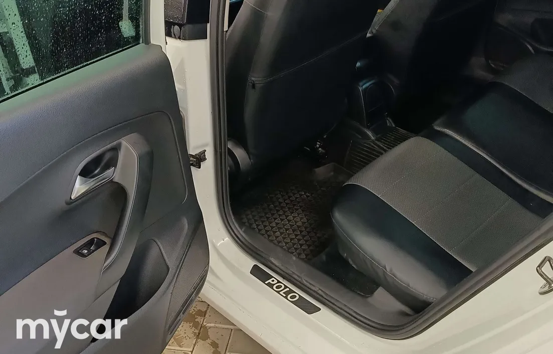 Volkswagen Polo 2015