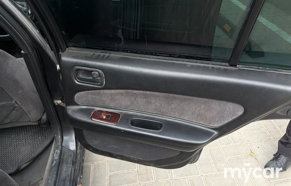Nissan Cefiro 1996