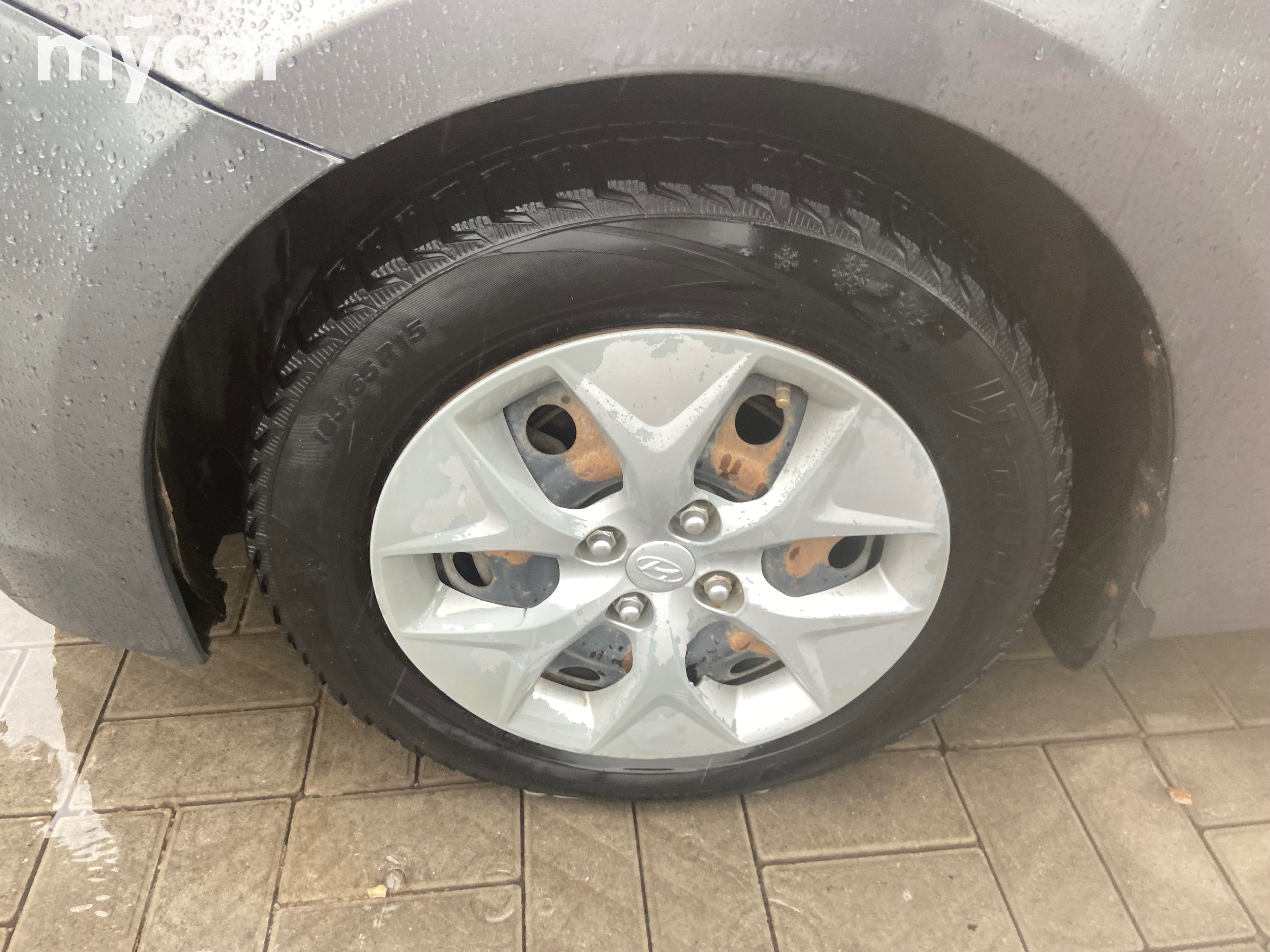 Hyundai Accent 2014
