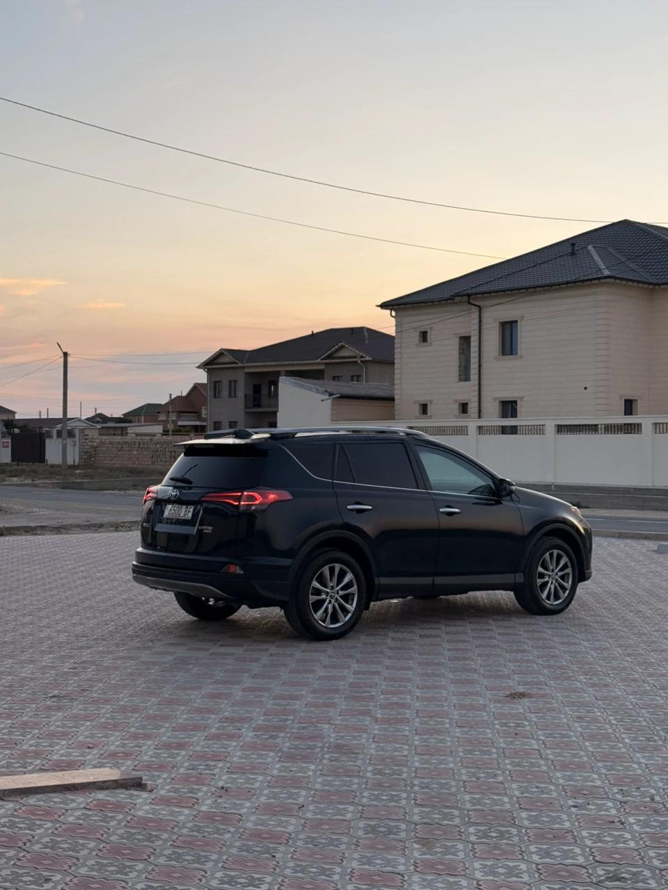 Toyota RAV4 2018