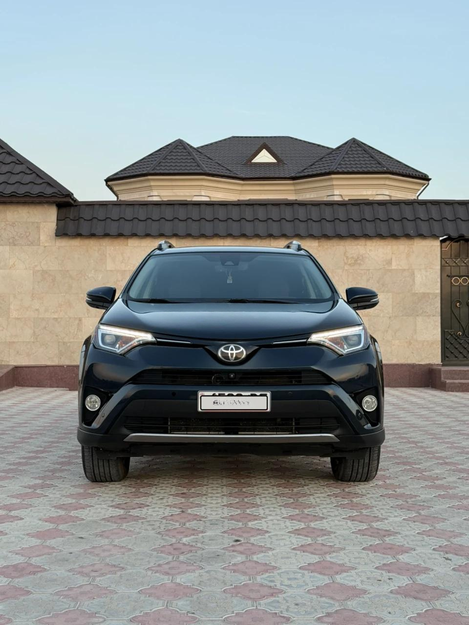 Toyota RAV4 2018