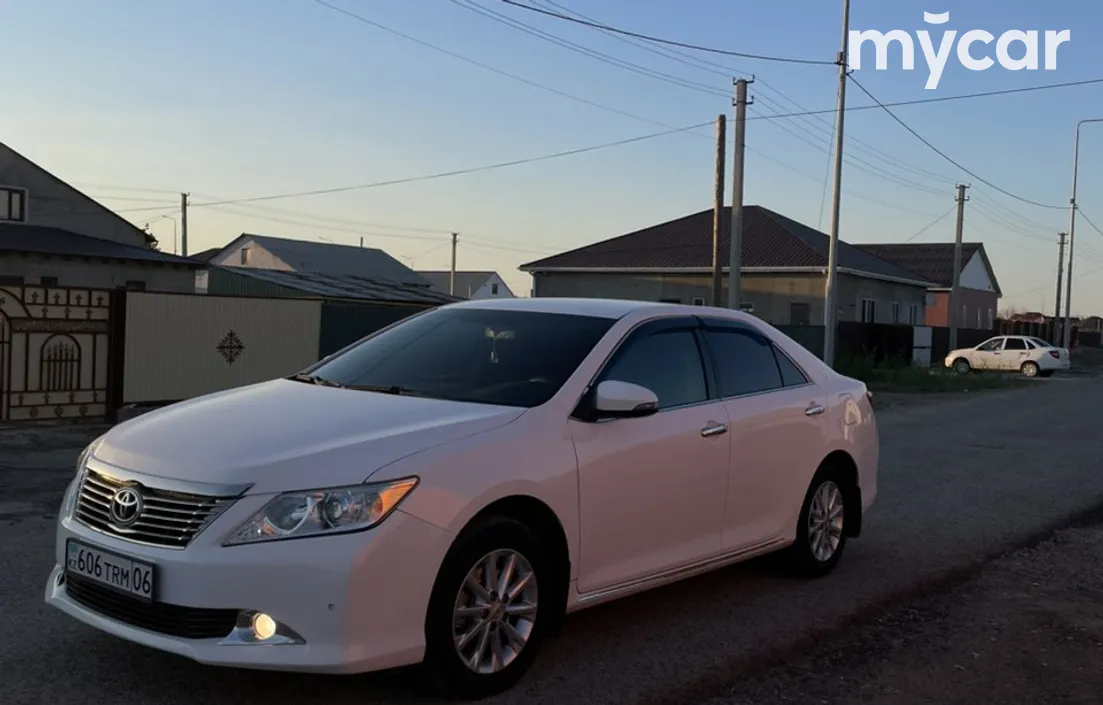 Toyota Camry 2013