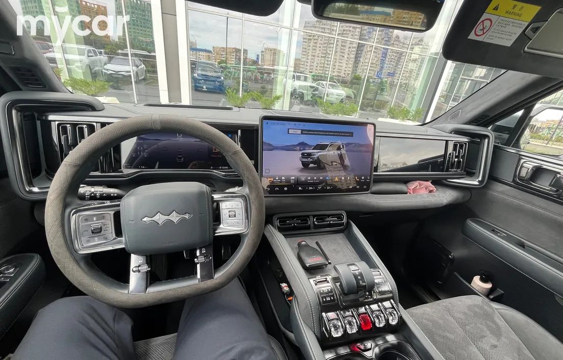 BYD FangChengBao Leopard 5 2024