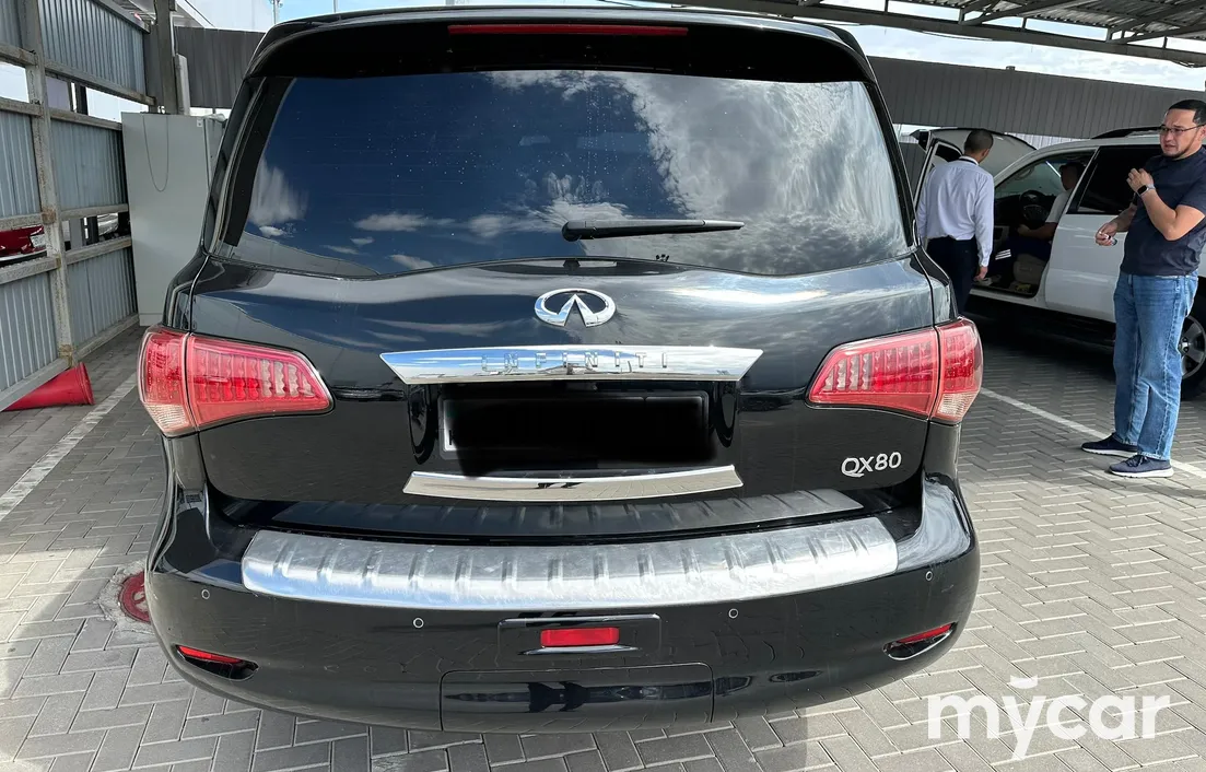 Infiniti QX80 2014