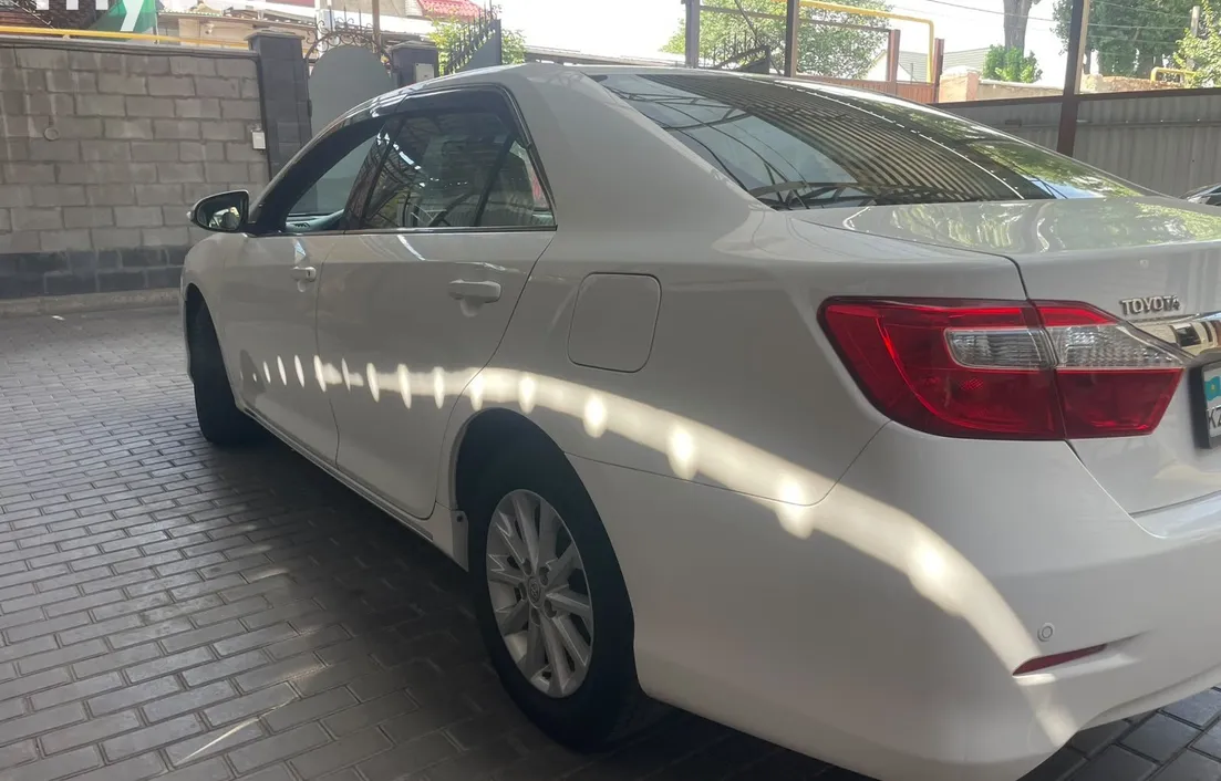 Toyota Camry 2013