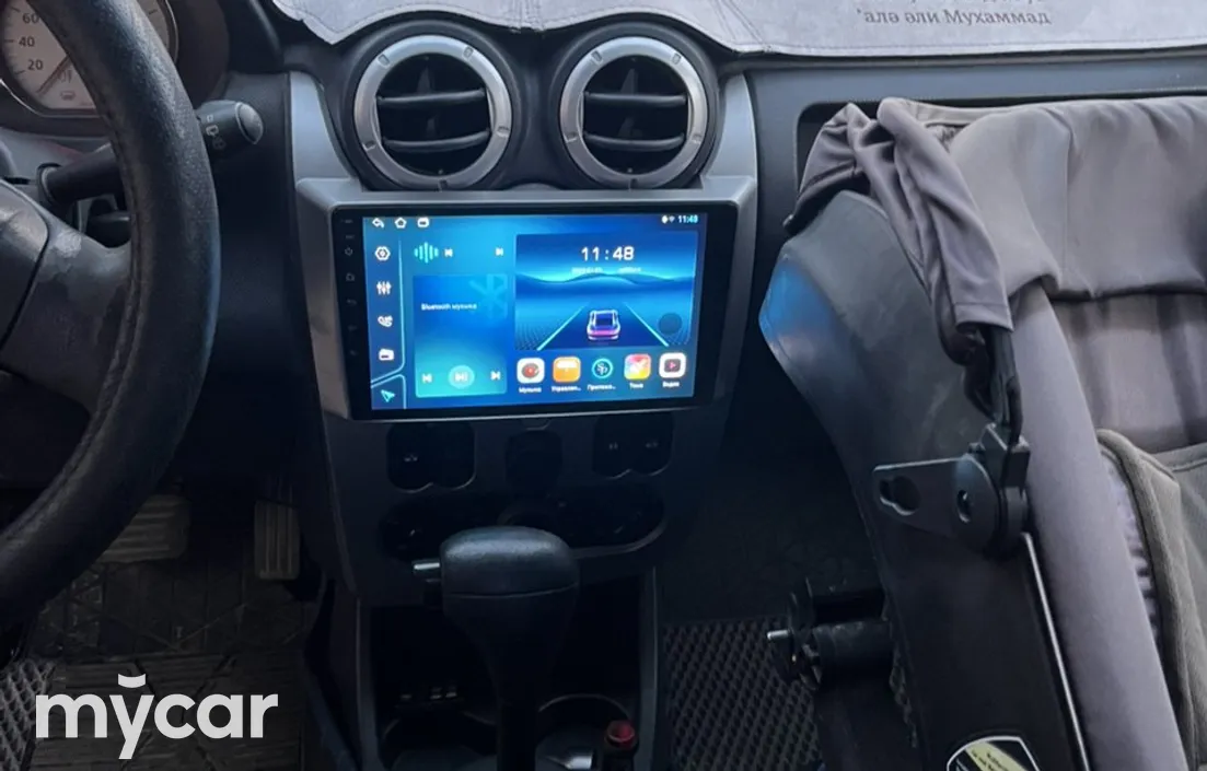 Renault Sandero 2012