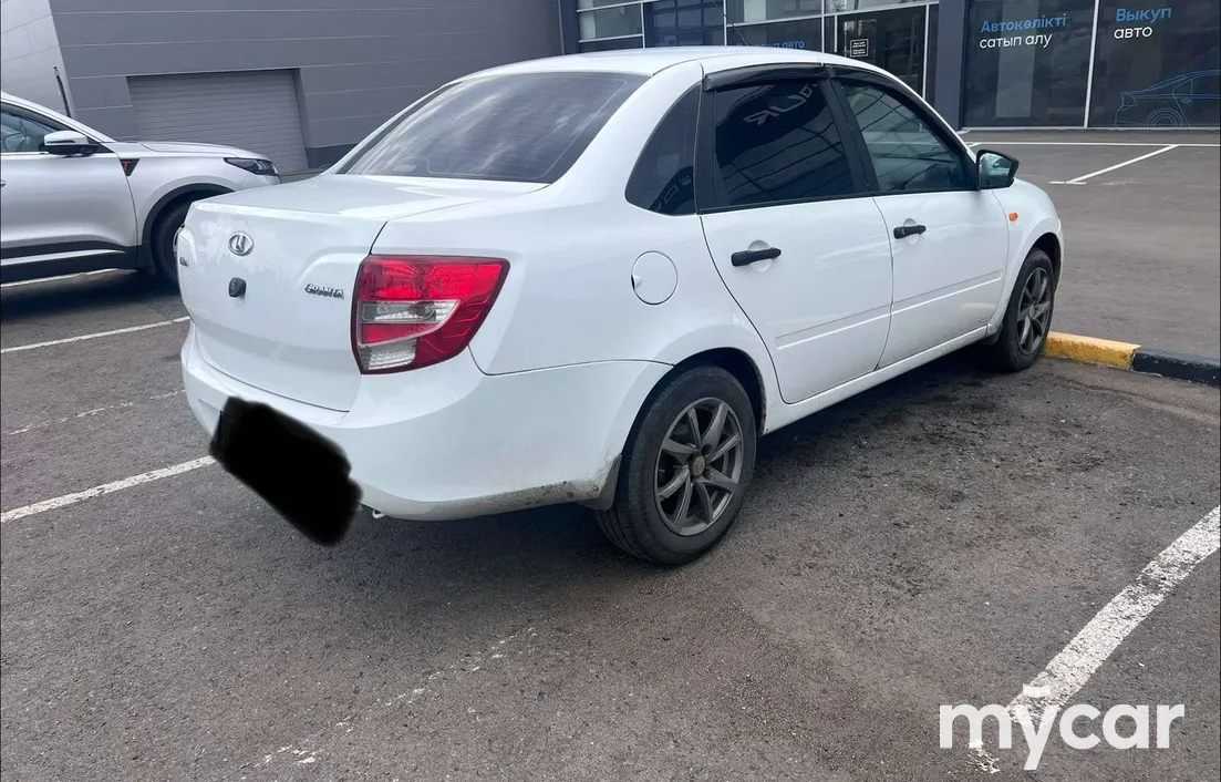 LADA Granta 2015
