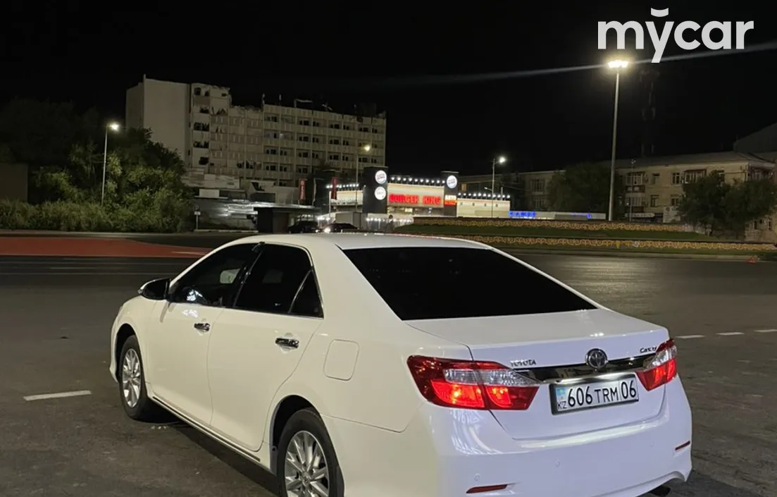 Toyota Camry 2013
