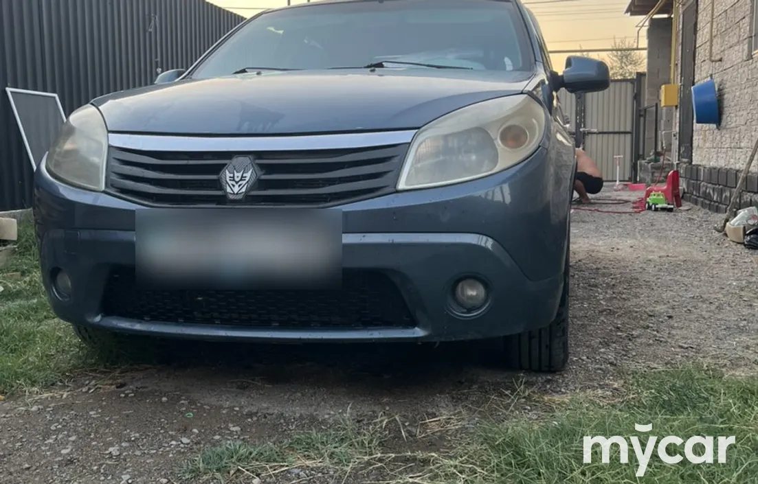 Renault Sandero 2012