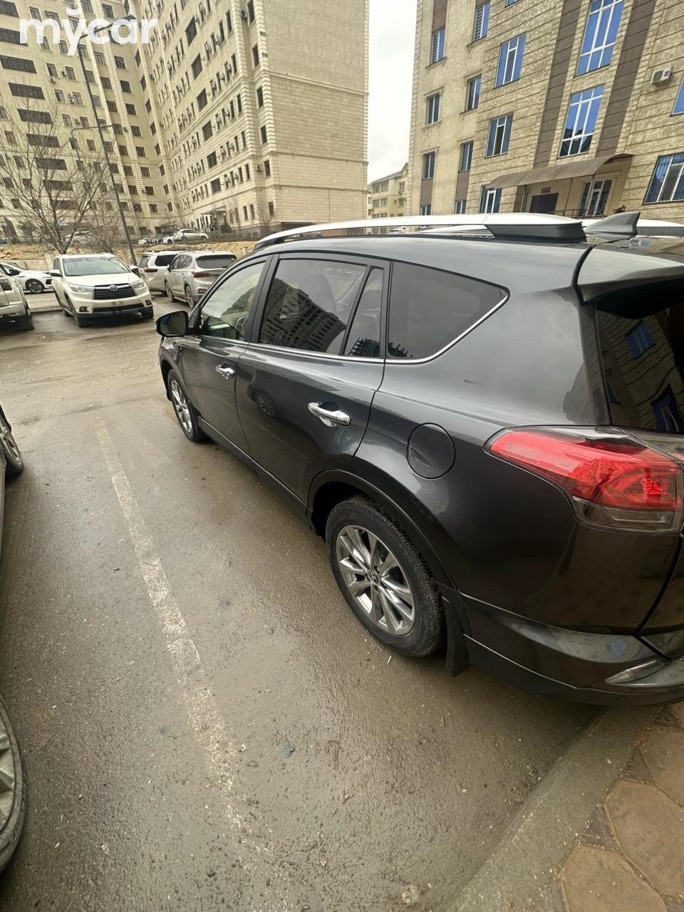 Toyota RAV4 2017