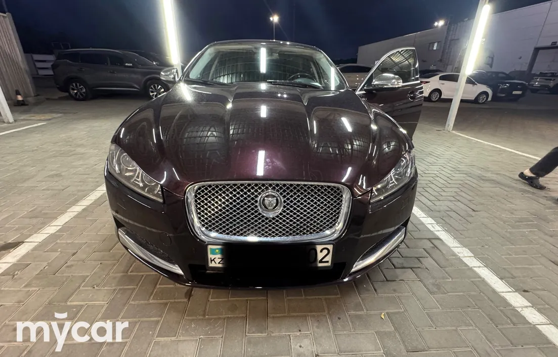 Jaguar XF 2013